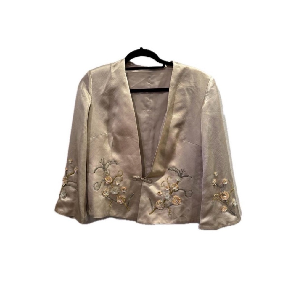 Elegant Cream Embroidered Women's Jacket